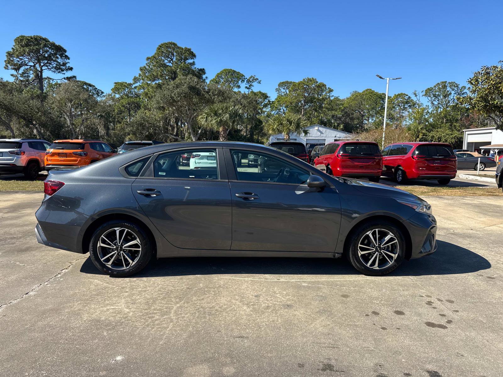 Used 2024 Kia Forte LXS image 2