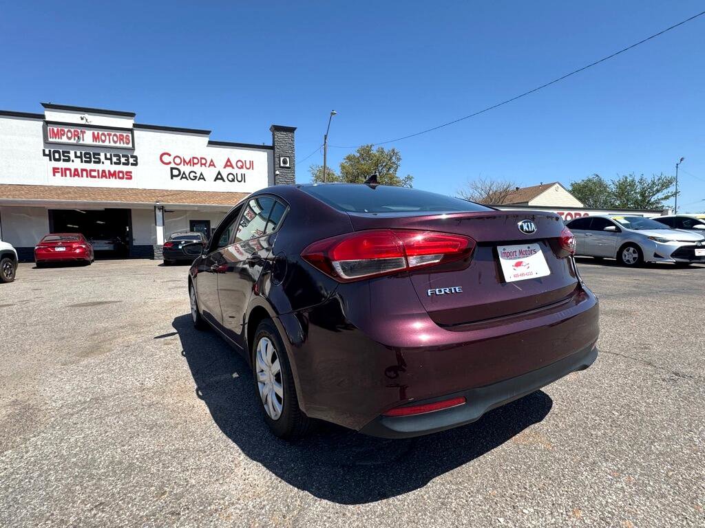 Used 2017 Kia Forte LX image 14