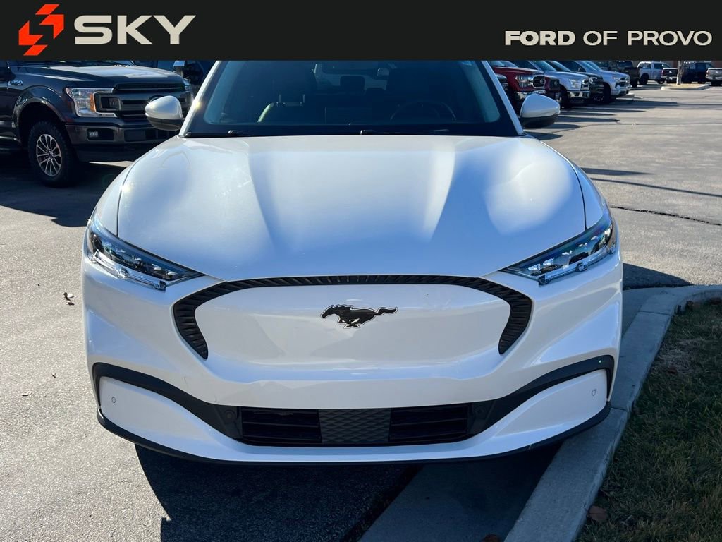 Used 2022 Ford Mustang Mach-E Select image 6