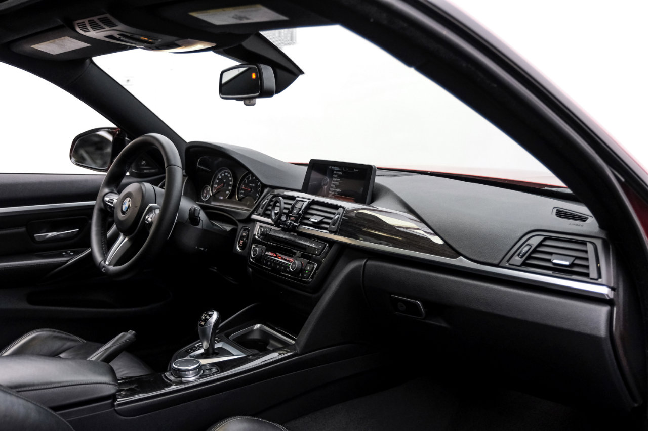 Used 2015 BMW M4 Coupe w/ Executive Package image 15