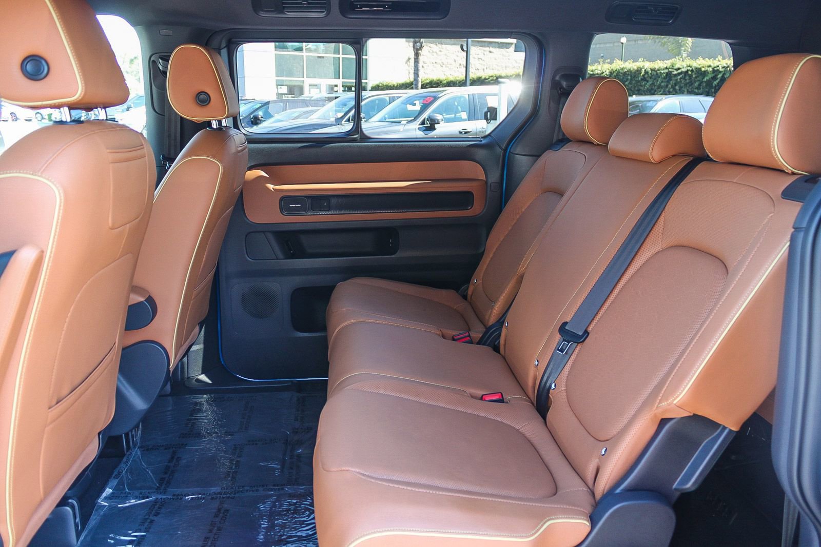 Used 2025 Volkswagen ID. Buzz Pro S Plus image 19