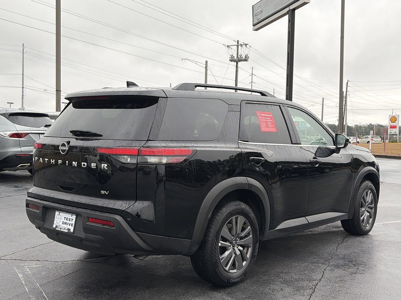 Certified 2024 Nissan Pathfinder SV image 5