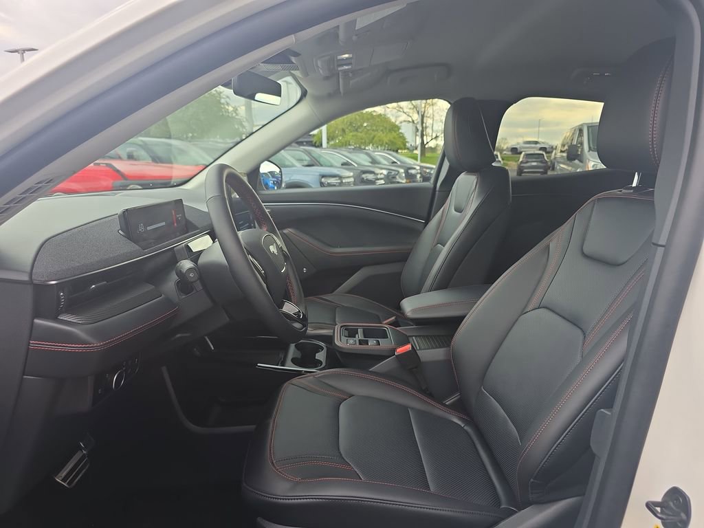 Certified 2025 Ford Mustang Mach-E Premium w/ Sport Appearance Package AWD/4WD image 18