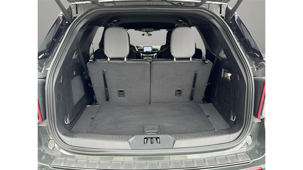 Used 2023 Ford Explorer ST-Line image 26