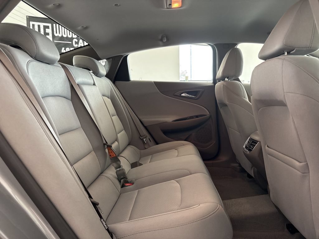 Used 2025 Chevrolet Malibu LT FWD image 26