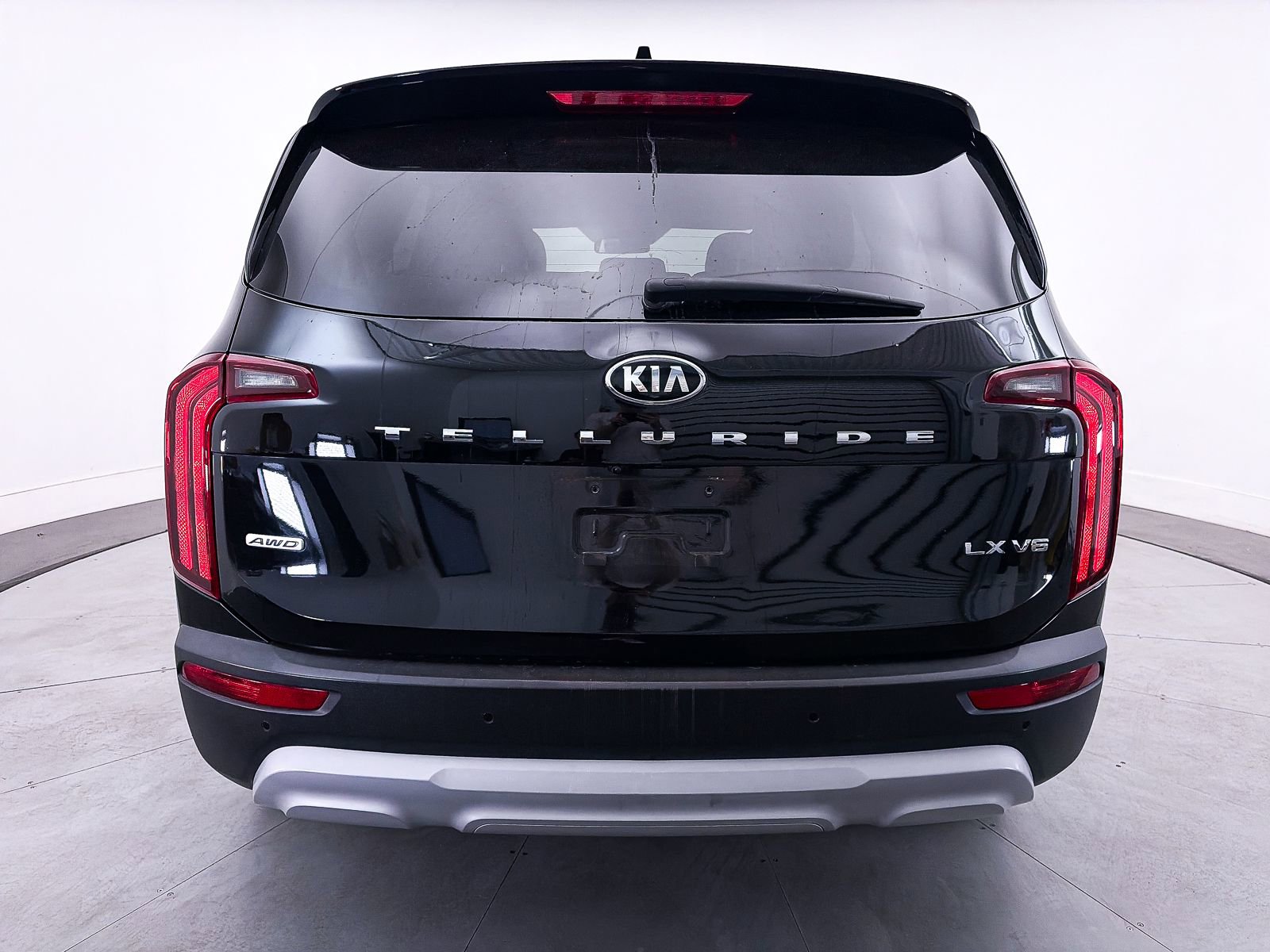 Used 2020 Kia Telluride LX AWD/4WD image 13