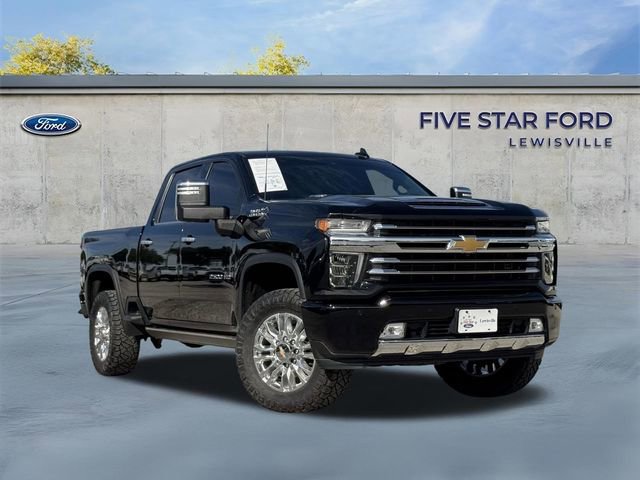 Used 2021 Chevrolet Silverado 2500 High Country w/ Technology Package image 2