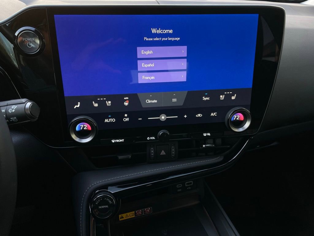 Used 2025 Lexus NX 350h AWD w/ Premium Package image 18