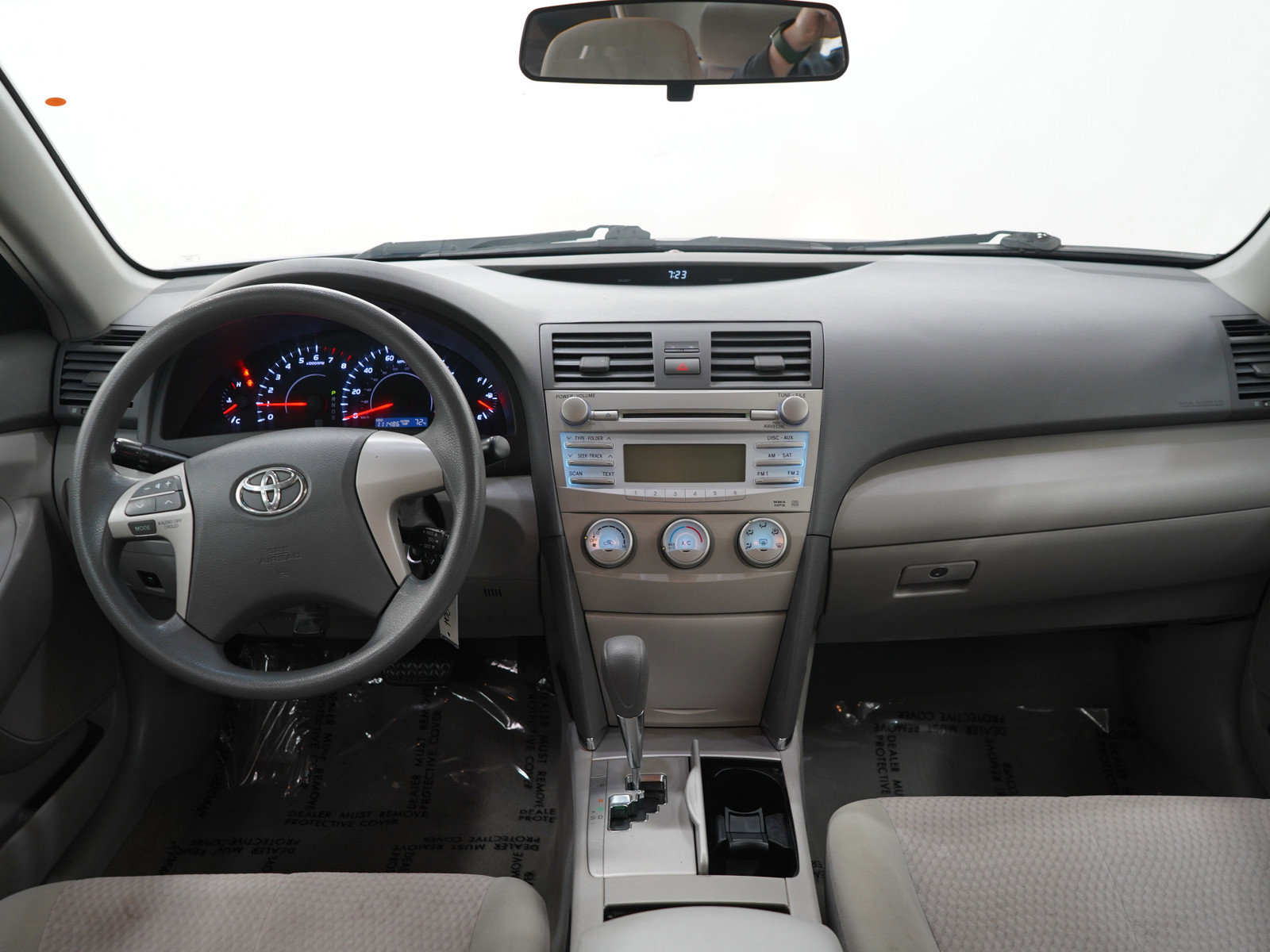 Used 2011 Toyota Camry LE w/ LE Extra-Value Pkg FWD image 13