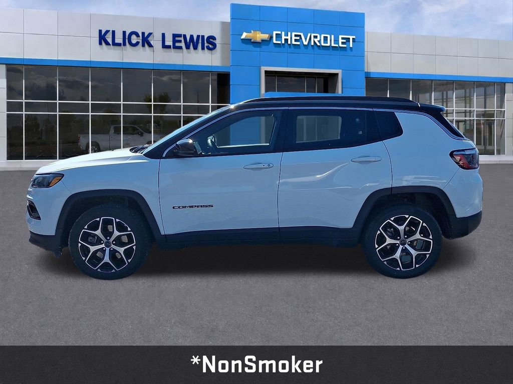 Used 2025 Jeep Compass Limited image 4