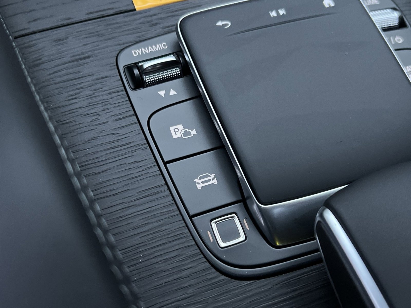 New 2026 Mercedes-Benz GLE 53 AMG 4MATIC Coupe image 34