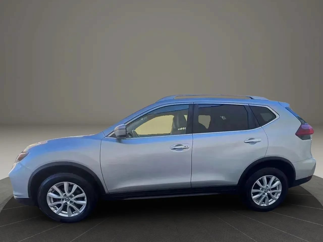 Used 2019 Nissan Rogue SV AWD/4WD image 8