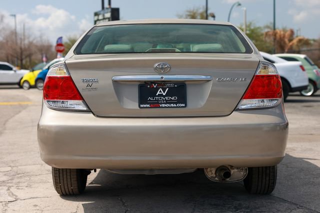 Used 2006 Toyota Camry LE FWD image 10