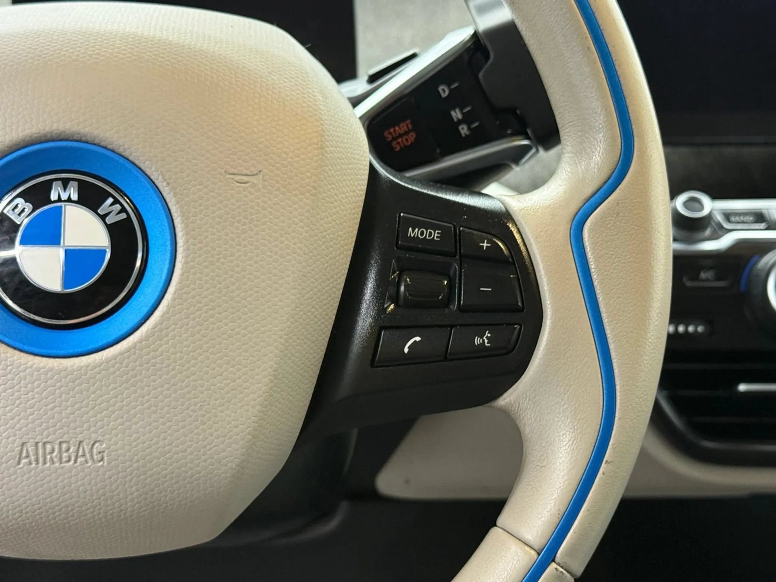 Used 2015 BMW i3 w/ Range Extender RWD image 29
