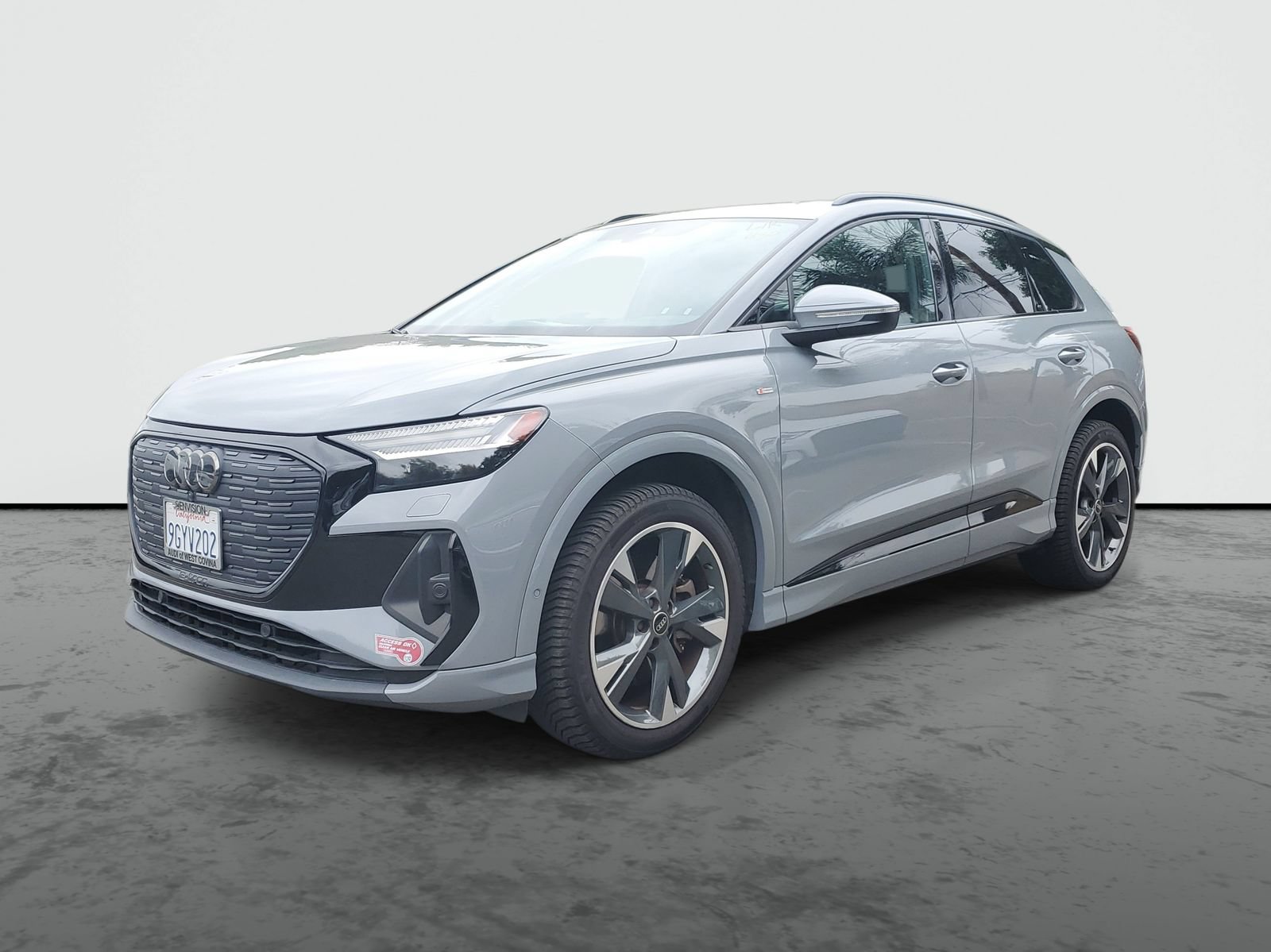Used 2023 Audi Q4 e-tron Prestige w/ Black Optic Package AWD/4WD image 2