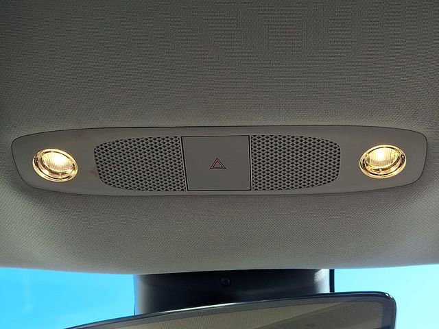 Used 2018 Tesla Model 3 Long Range image 26