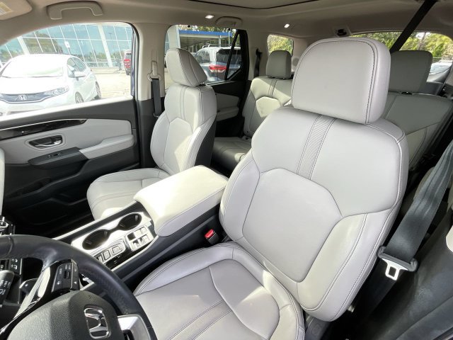 Used 2023 Honda Pilot Touring image 15