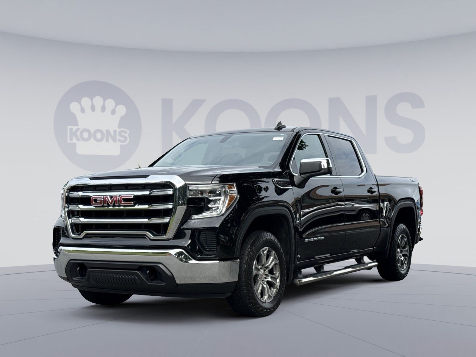 Used 2020 GMC Sierra 1500 SLE w/ SLE Value Package AWD/4WD image 1