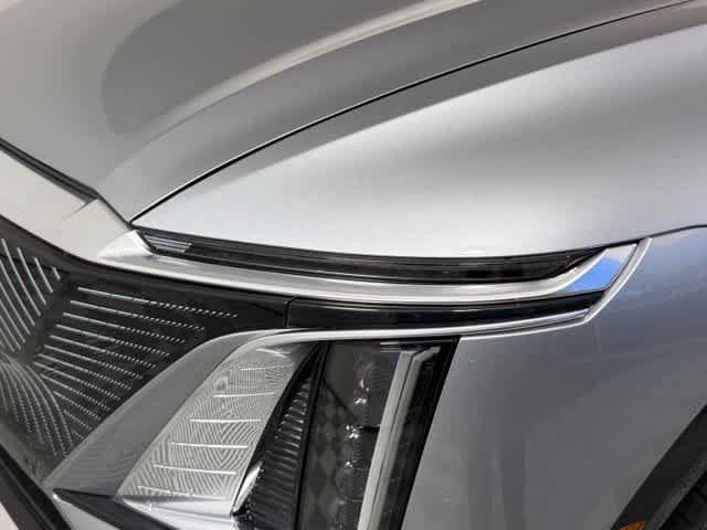 Used 2024 Cadillac Lyriq Luxury RWD image 13
