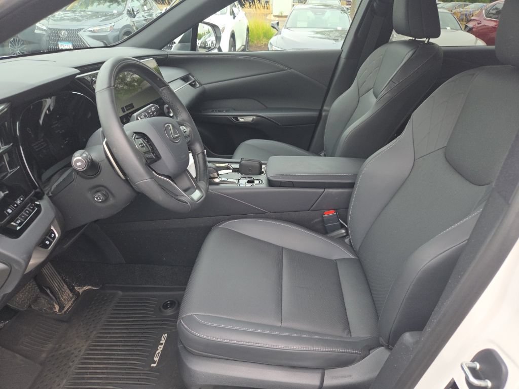 Used 2026 Lexus RX 350h w/ Convenience Package AWD/4WD image 32
