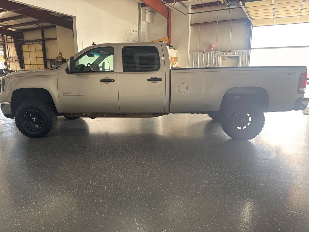 Used 2008 GMC Sierra 3500 SLE w/ Convenience Package AWD/4WD image 7