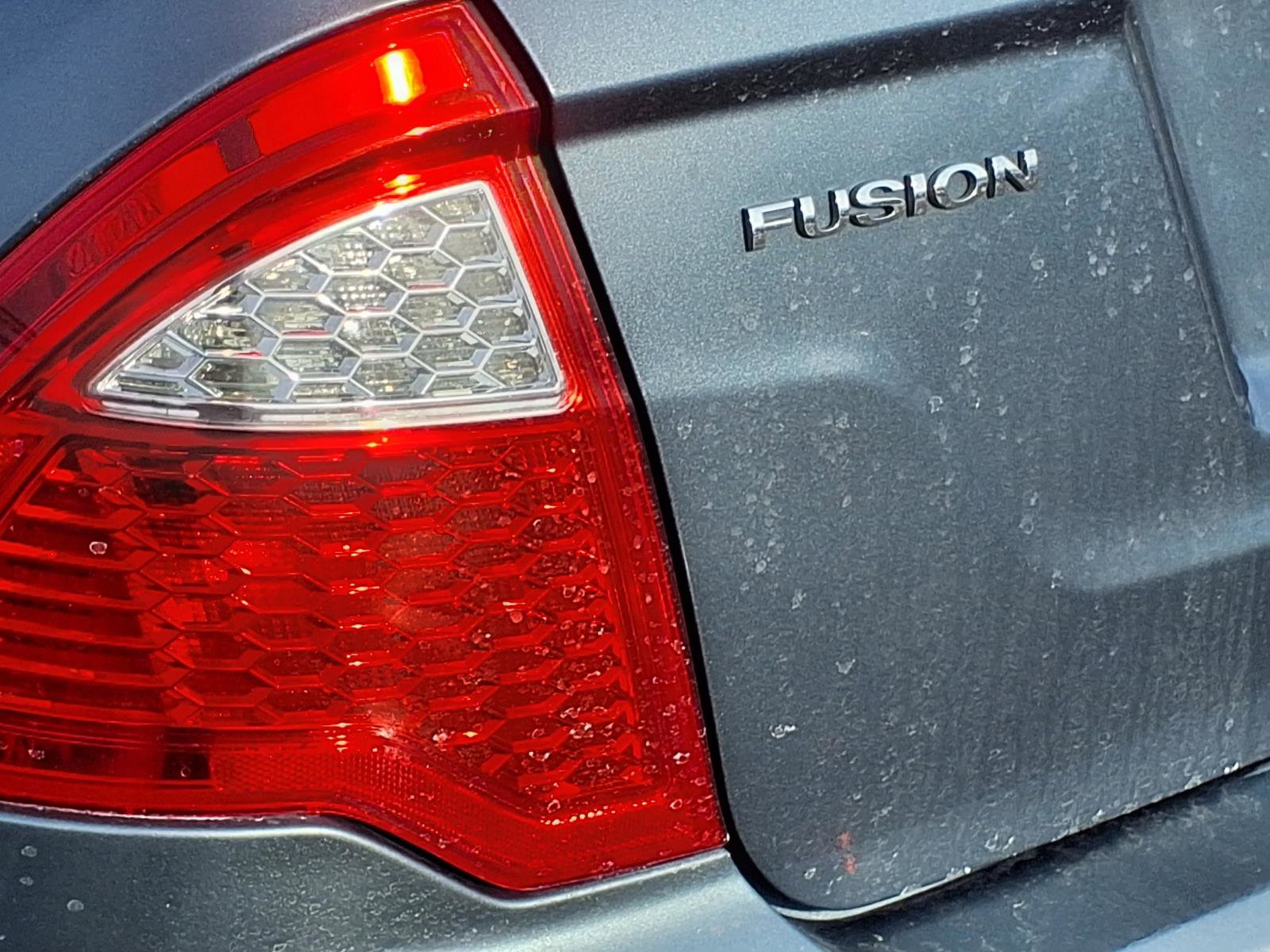 Used 2012 Ford Fusion SE FWD image 21