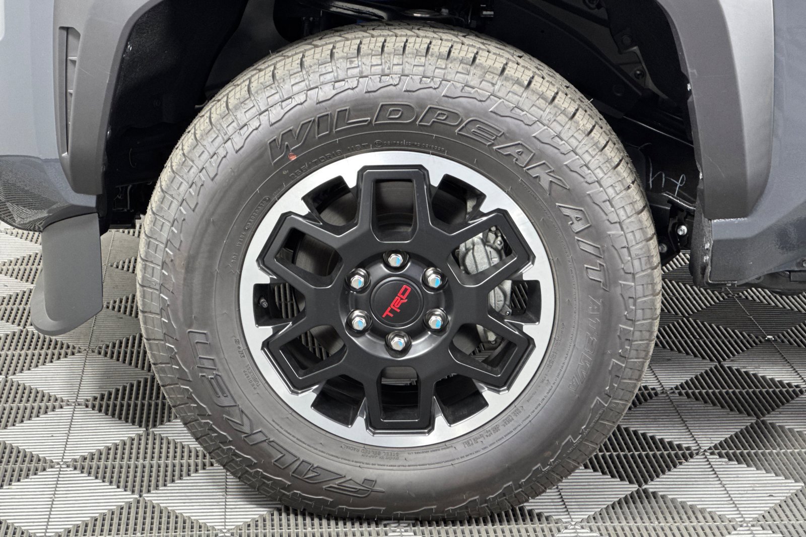 New 2025 Toyota Tacoma TRD Off-Road image 25