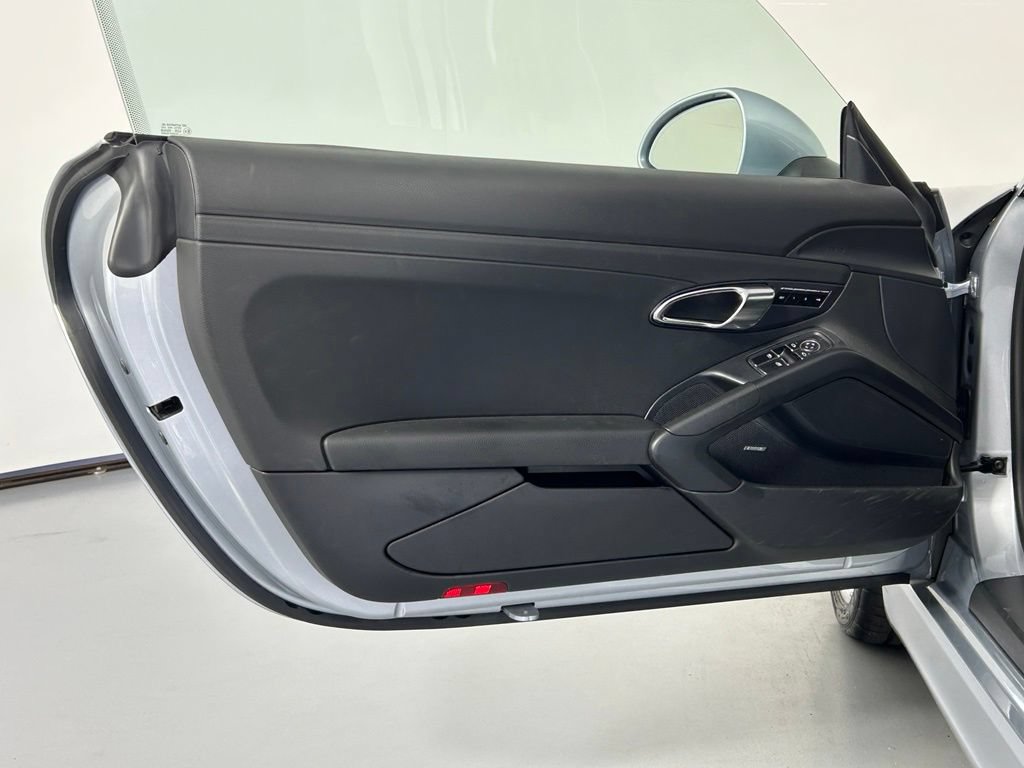 Used 2015 Porsche Cayman RWD image 27