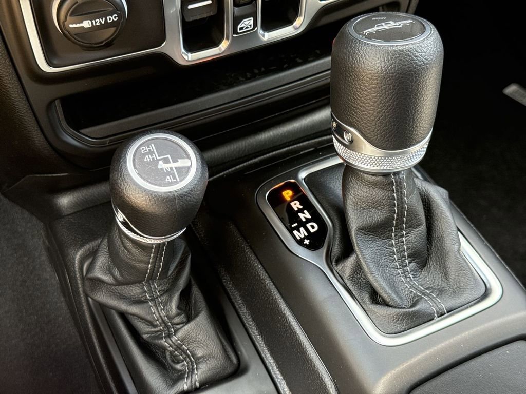 New 2026 Jeep Gladiator Sport AWD/4WD image 26