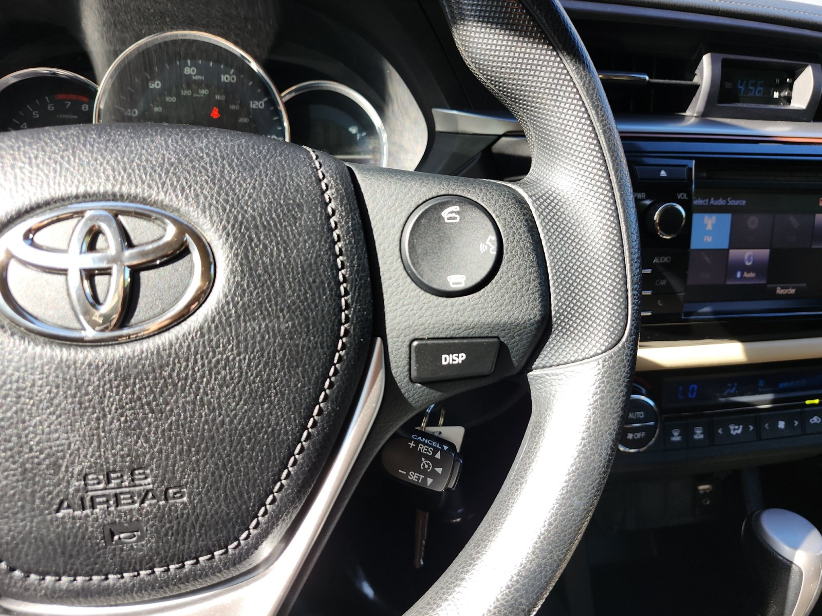Used 2016 Toyota Corolla LE FWD image 20