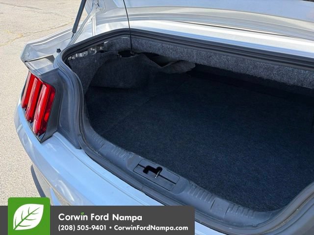 Used 2019 Ford Mustang Premium RWD image 28