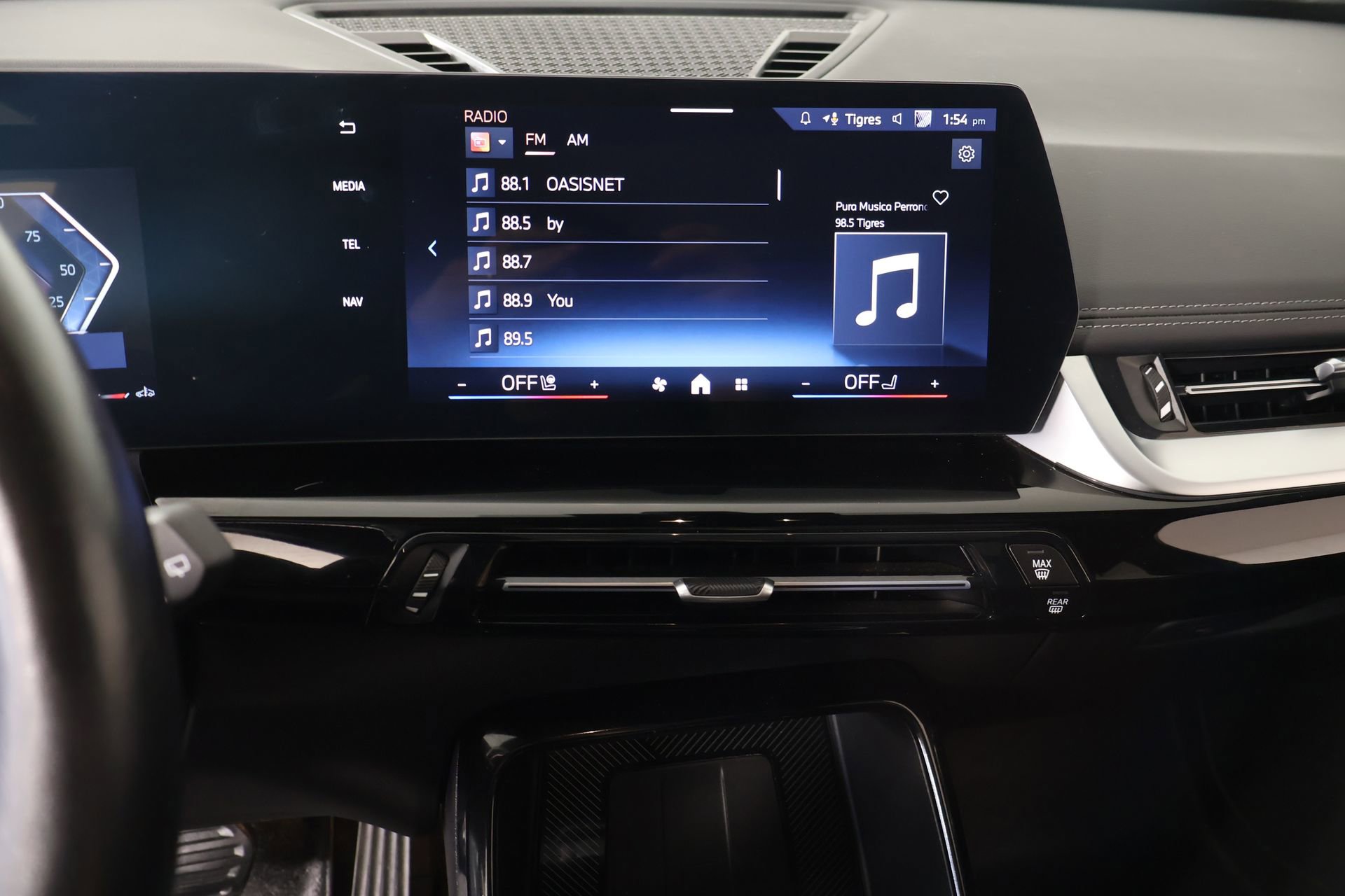 Used 2024 BMW X1 xDrive28i image 5