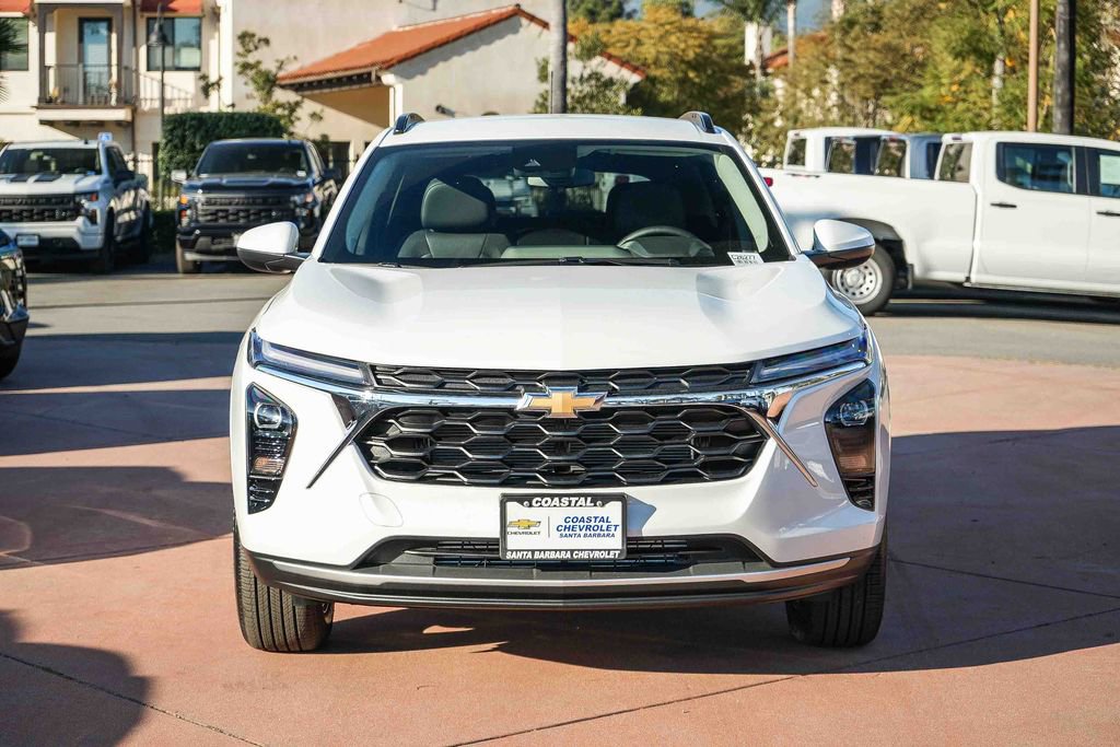 New 2026 Chevrolet Trax LT w/ Driver Confidence Package image 2