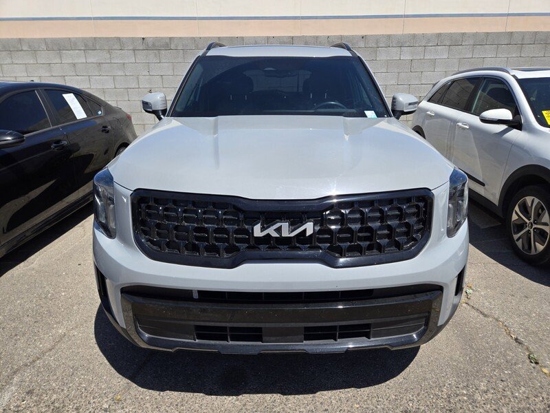 Certified 2024 Kia Telluride EX X-Line AWD/4WD image 3