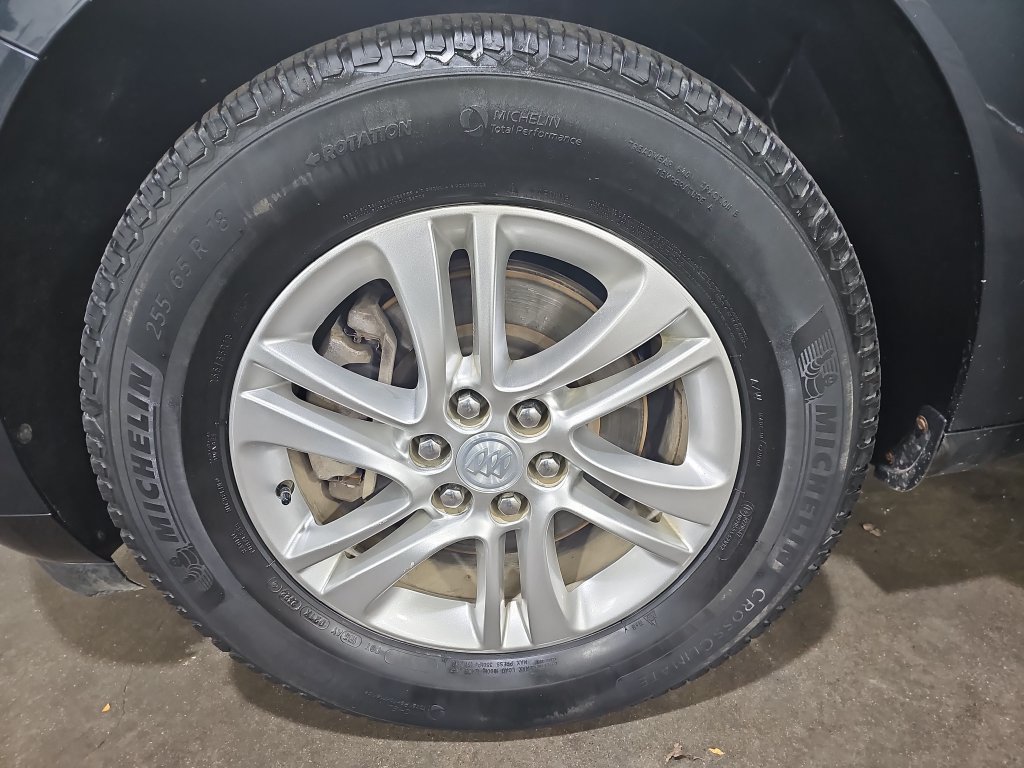 Used 2019 Buick Enclave Essence w/ Trailering Package, 5000 lbs. AWD/4WD image 40