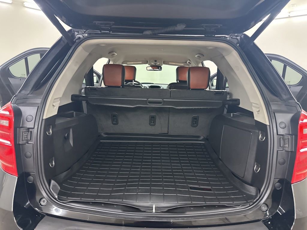 Used 2017 Chevrolet Equinox Premier w/ Enhanced Convenience Package image 25