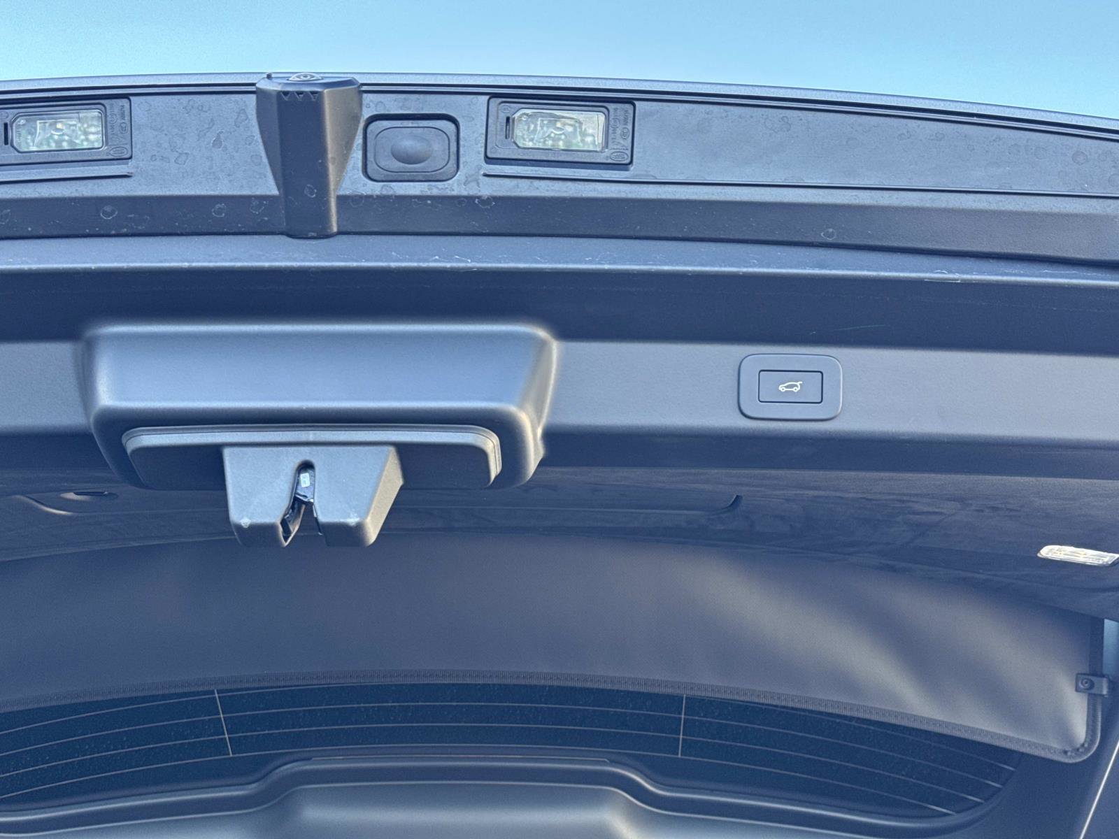 Certified 2025 Land Rover Range Rover Sport Dynamic SE image 12