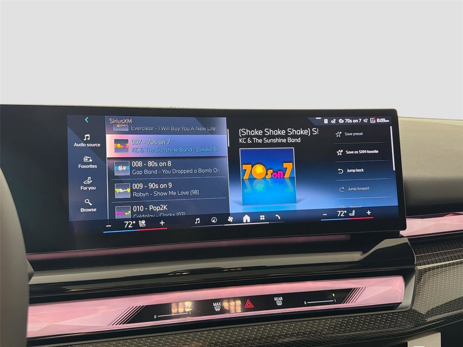 New 2026 BMW 550e xDrive w/ Executive Package image 14