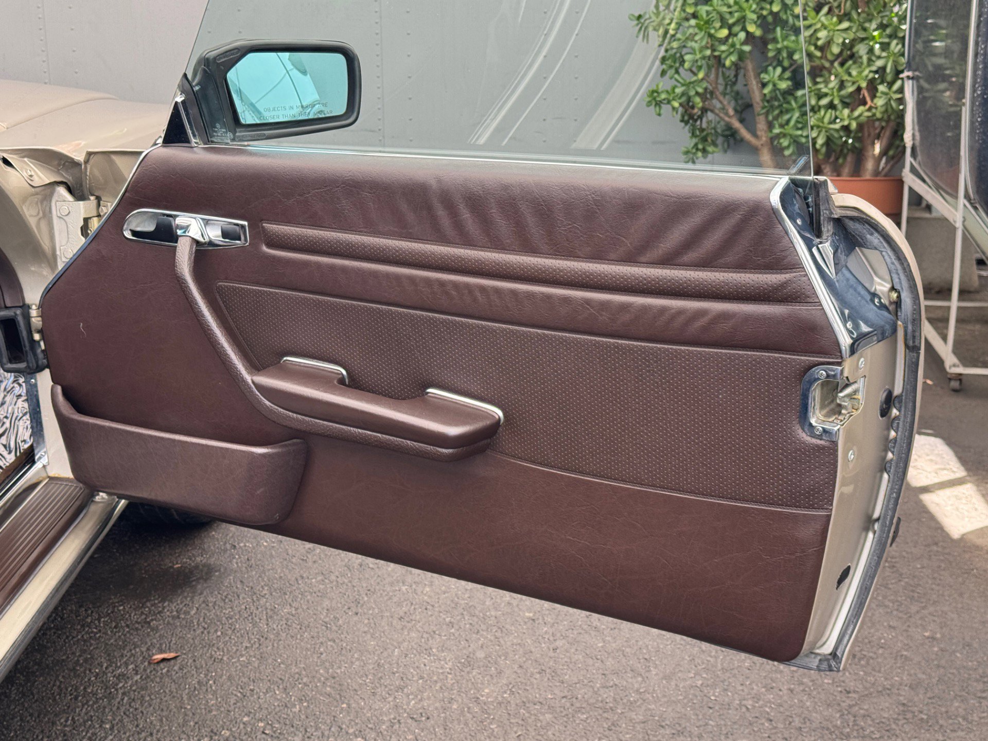 Used 1988 Mercedes-Benz 560 SL image 34