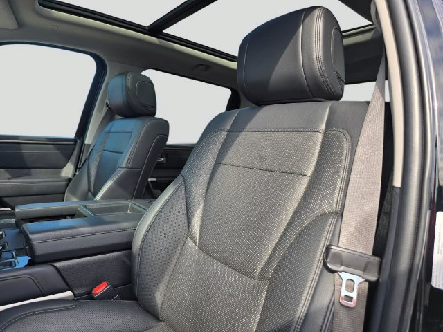 Used 2022 Toyota Tundra Limited AWD/4WD image 21