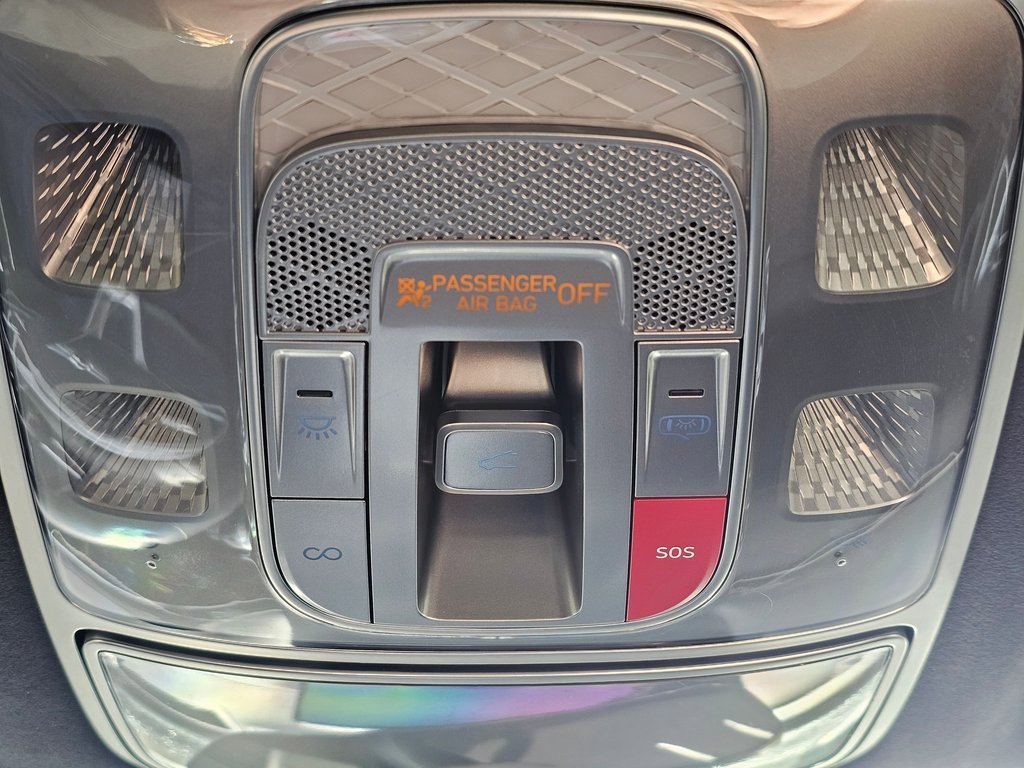 Certified 2025 Genesis GV70 3.5T Sport w/ Sport Prestige Package image 18