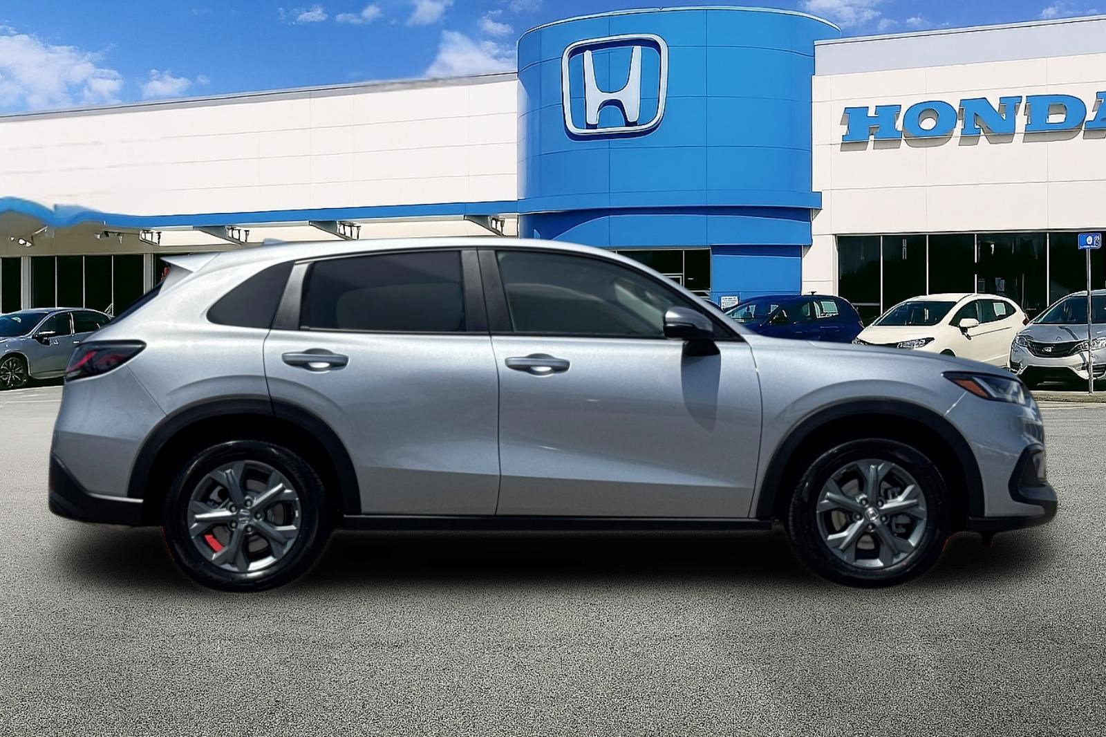 New 2027 Honda HR-V LX image 7