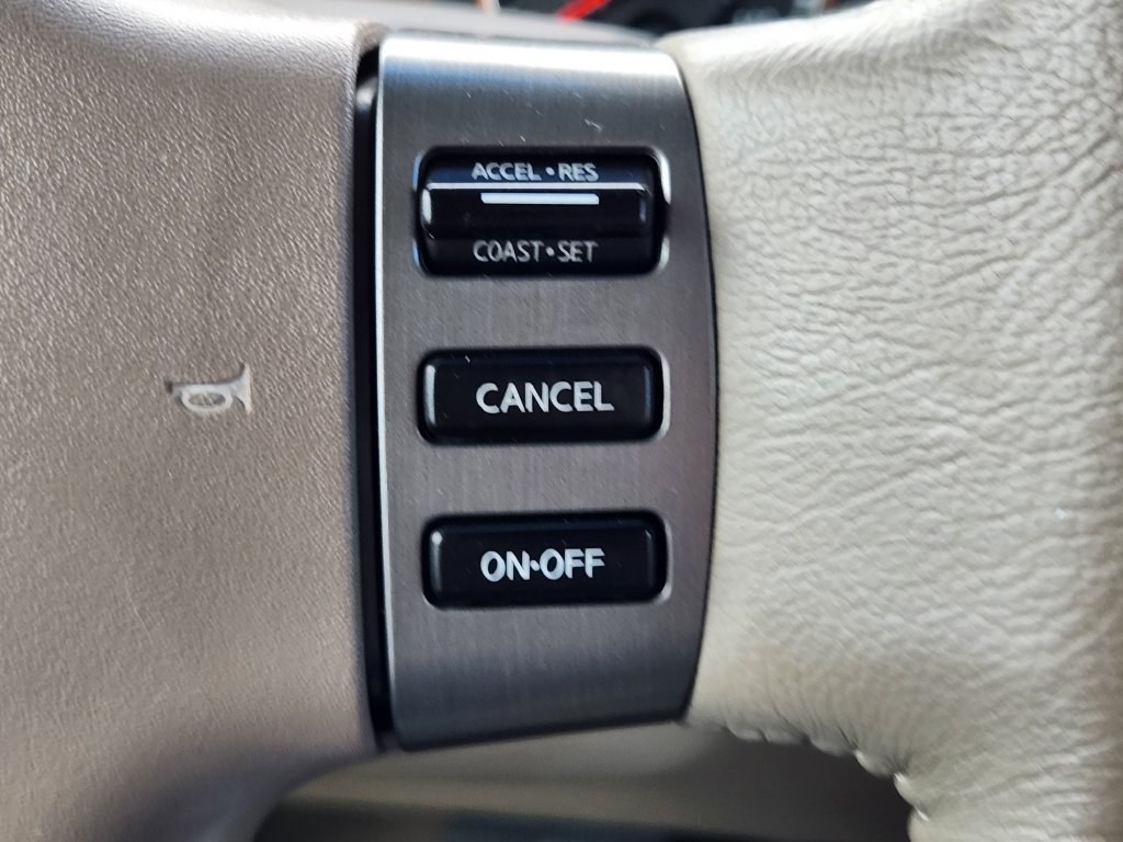 Used 2012 Nissan Armada SL AWD/4WD image 23