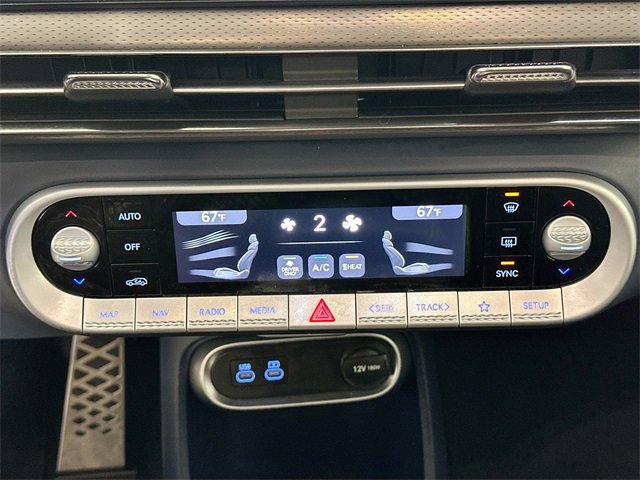 Used 2023 Genesis GV60 Performance image 15