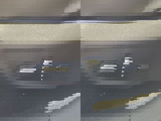 Used 2024 Nissan Sentra SR w/ SR Premium Package image 16