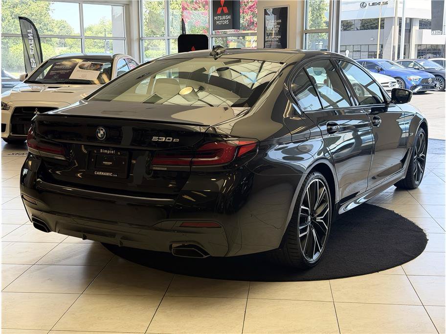 Used 2023 BMW 530e w/ M Sport Package RWD image 6