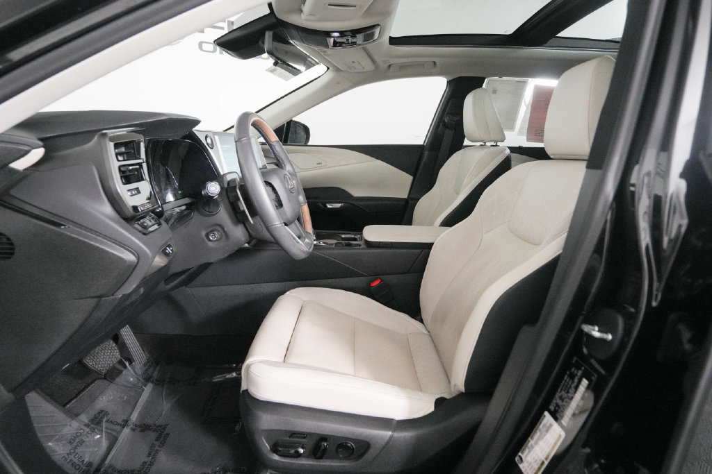 Certified 2023 Lexus RX 350 w/ Accessory Package (Z1) AWD/4WD image 9