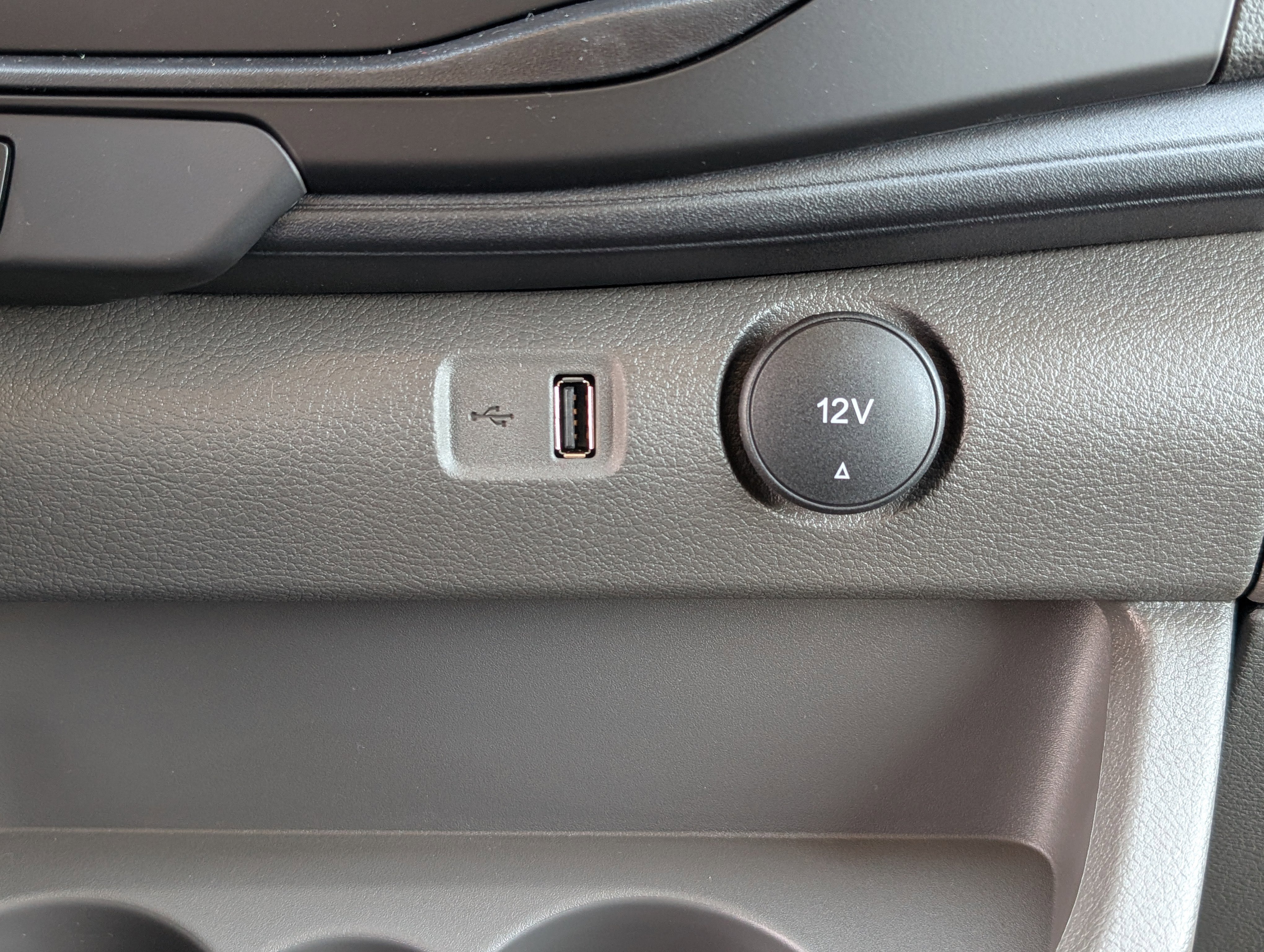 New 2025 Ford Transit 250 Low Roof w/ Load Area Protection Package image 17