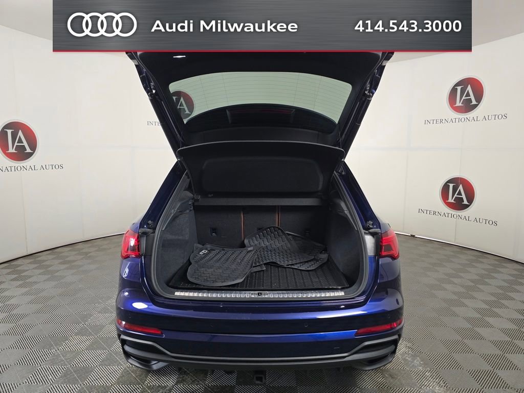 Certified 2023 Audi Q3 2.0T Premium Plus w/ Premium Plus Package AWD/4WD image 9