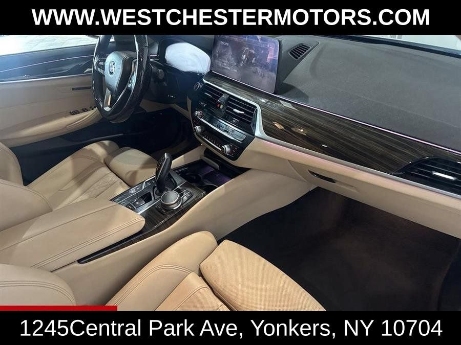 Used 2022 BMW 530e xDrive w/ Premium Package AWD/4WD image 15